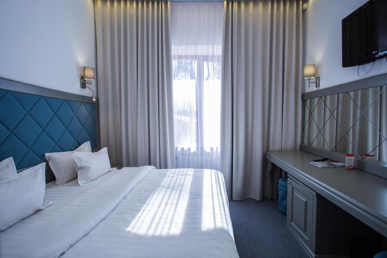 Spa-Hotel Myslyvskiy Dvir キエフ エクステリア 写真