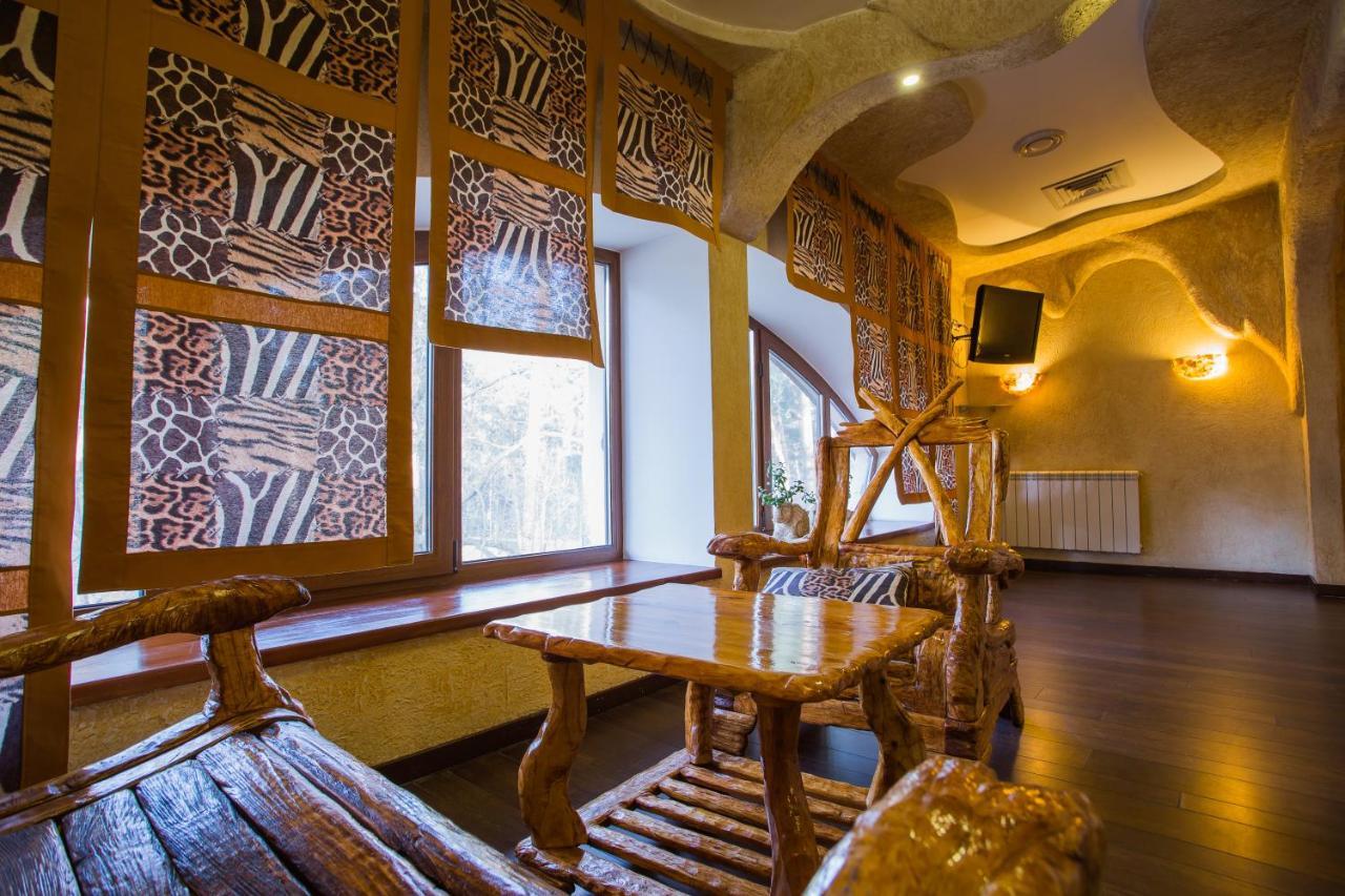 Spa-Hotel Myslyvskiy Dvir キエフ エクステリア 写真