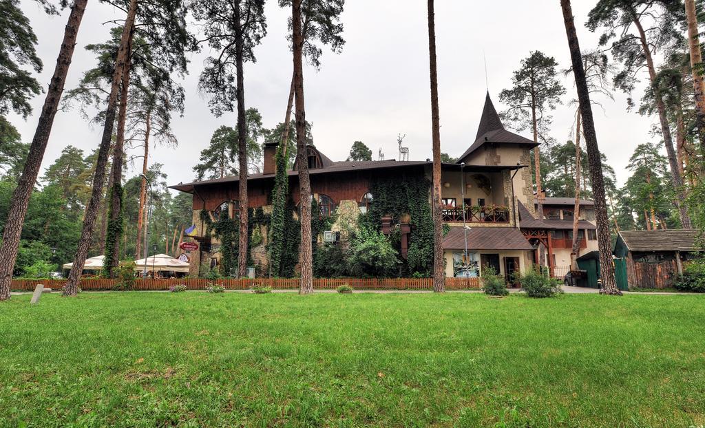 Spa-Hotel Myslyvskiy Dvir キエフ エクステリア 写真